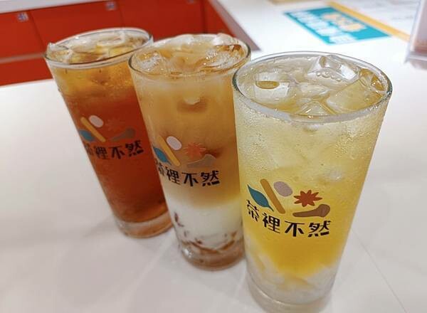 茶裡不然＿辛香奶茶專門。辛香料入茶展現獨特風味/新上市杏辛滿