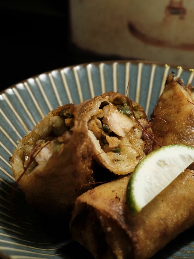 [台中西區] 絆 LimJiuLa 小酒館｜外面吃不到的私房料理｜寵物友善｜必點大人硬布丁｜開到凌晨1點餐酒館｜內附菜單 - 萍姐愛分享