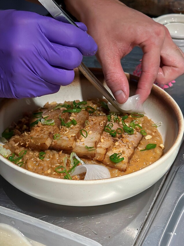 [台中西區] 絆 LimJiuLa 小酒館｜外面吃不到的私房料理｜寵物友善｜必點大人硬布丁｜開到凌晨1點餐酒館｜內附菜單 - 萍姐愛分享