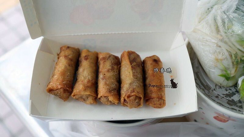 台中南屯 |素食 南屯老街裡的 -柯 越南素食河粉 -越南涼拌米線必點!別忘了擠檸檬喔