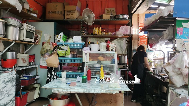 台中南屯 |素食 南屯老街裡的 -柯 越南素食河粉 -越南涼拌米線必點!別忘了擠檸檬喔