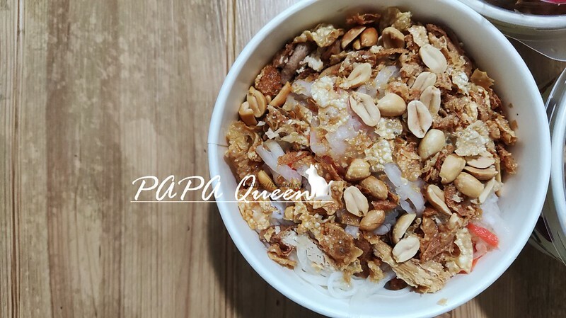 台中南屯 |素食 南屯老街裡的 -柯 越南素食河粉 -越南涼拌米線必點!別忘了擠檸檬喔