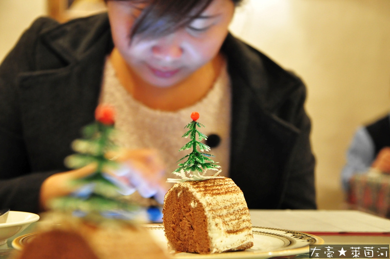 [食記] 高雄。新興區 萊茵河法式餐廳 (古堡建築與風格)