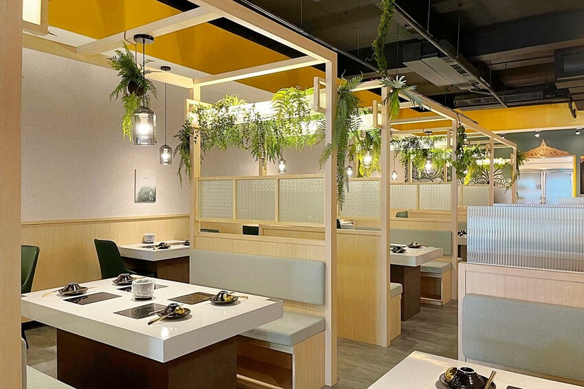 一個人也能輕鬆享用泰式火鍋！7種南洋湯底口味，還有豐富野菜吧、飲料與泰國明果冰淇淋吃到飽！來店出示文章打9折再送蝦餅！