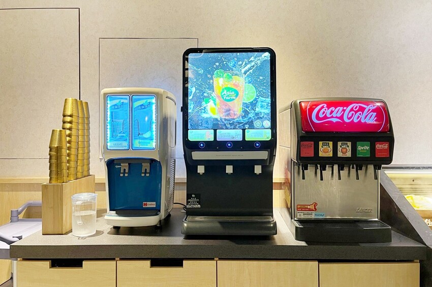 一個人也能輕鬆享用泰式火鍋！7種南洋湯底口味，還有豐富野菜吧、飲料與泰國明果冰淇淋吃到飽！來店出示文章打9折再送蝦餅！