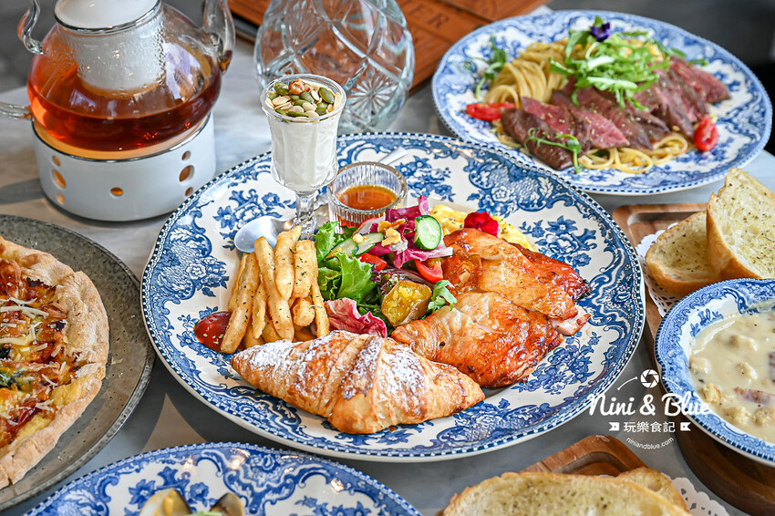 台中早午餐推薦，早午餐均一價319元，還有全台唯一700款精釀啤酒長廊