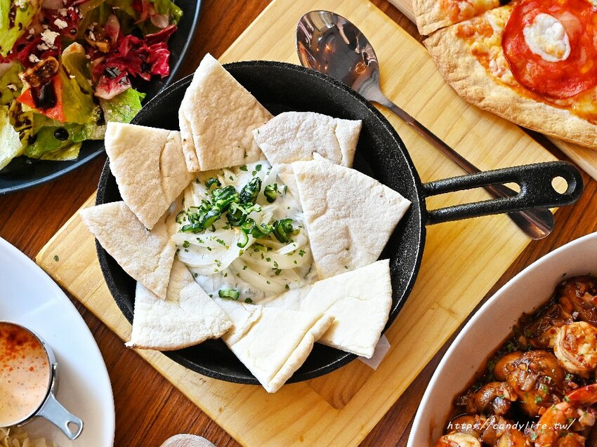 ABV地中海餐酒館台中概念店|台中厲害餐酒館推薦,全台唯一700款精釀啤酒廊道,不限用餐時間