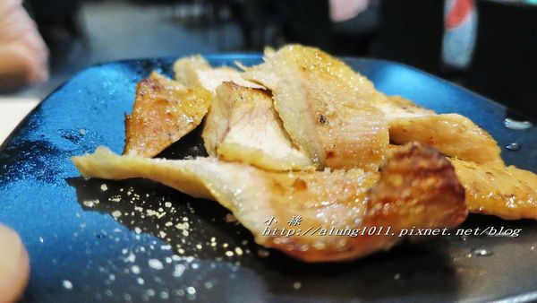 著火的牛阿根廷烤肉：大口吃肉，桌邊現切..    吃飽飽才准離開!!!   ..著火的牛阿根廷烤肉~