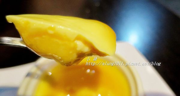 著火的牛阿根廷烤肉：大口吃肉，桌邊現切..    吃飽飽才准離開!!!   ..著火的牛阿根廷烤肉~