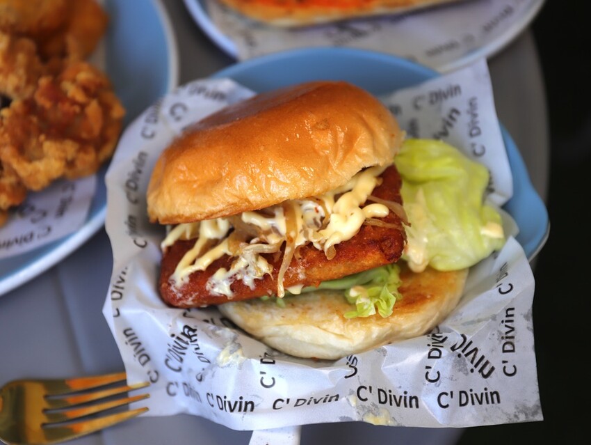 再吃兩口早午餐l台南必吃粉漿蛋餅/餐點多達百種選擇的平價早午餐店/近台南嘉南藥理大學.奇美博物館 - 進食的巨鼠