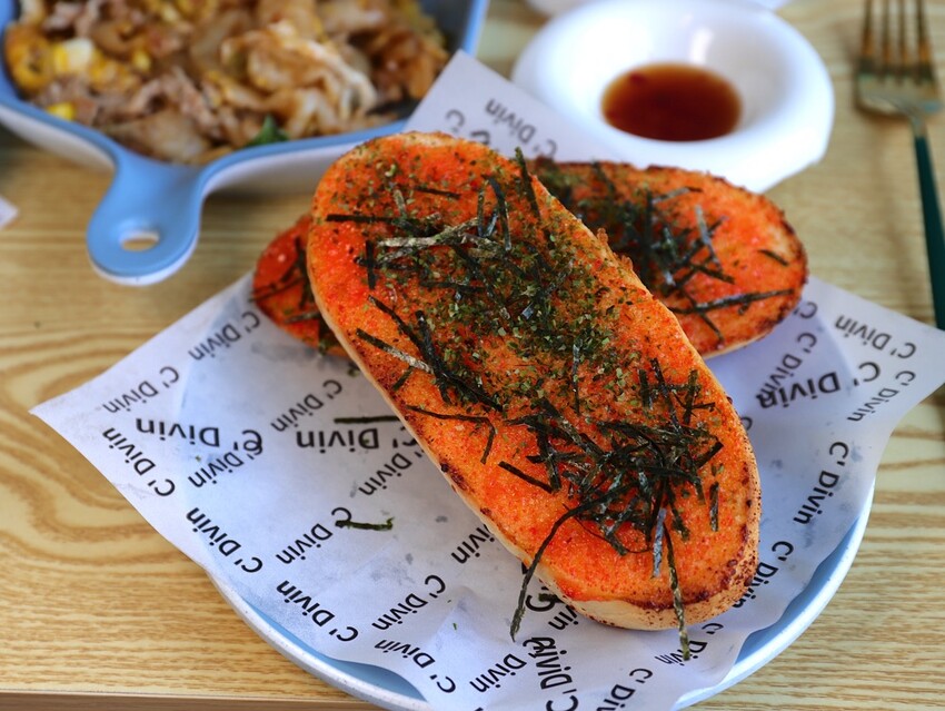 再吃兩口早午餐l台南必吃粉漿蛋餅/餐點多達百種選擇的平價早午餐店/近台南嘉南藥理大學.奇美博物館 - 進食的巨鼠