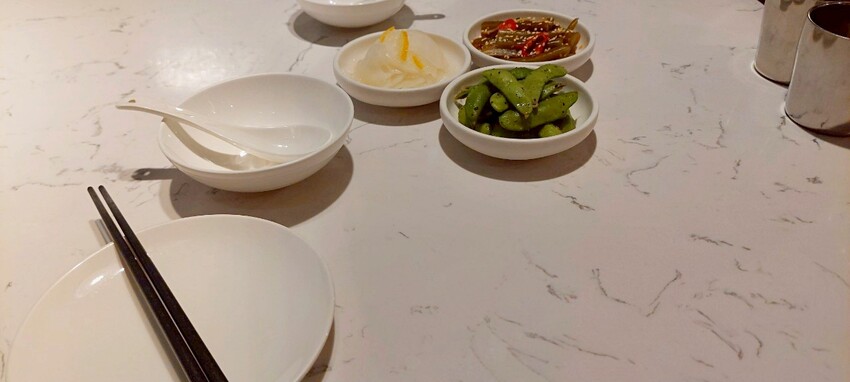 美食|漢來美食新品牌「TO GO溜溜酸菜魚專賣店」高雄夢時代