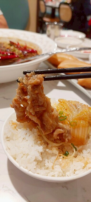 美食|漢來美食新品牌「TO GO溜溜酸菜魚專賣店」高雄夢時代