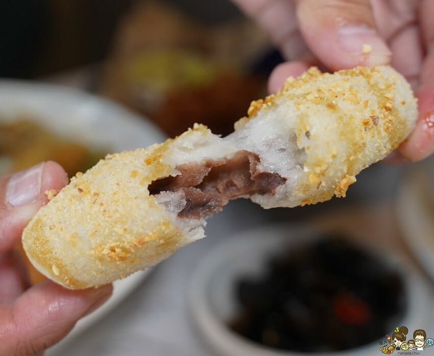 溜溜酸菜魚專賣店 高雄夢時代店，香麻夠味不油膩、家庭聚會最開胃美食 X 三款開胃小菜免費續 - 跟著尼力吃喝玩樂＆親子生活