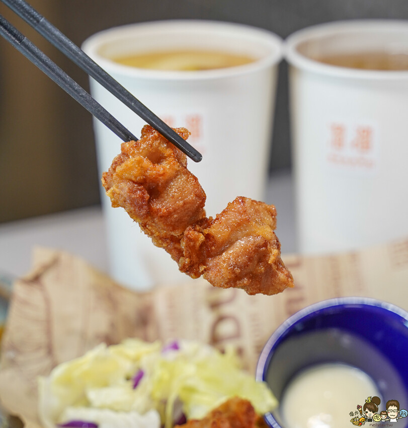 溜溜酸菜魚專賣店 高雄夢時代店，香麻夠味不油膩、家庭聚會最開胃美食 X 三款開胃小菜免費續 - 跟著尼力吃喝玩樂＆親子生活