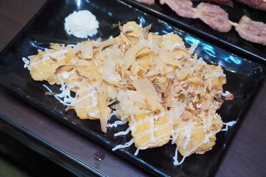 ♥木子串燒♥人氣平價串燒,最便宜一串只要$20好佛心,隨便拿都不心痛,秘製醬汁鹹甜好吃超涮嘴,宜蘭礁溪串燒推