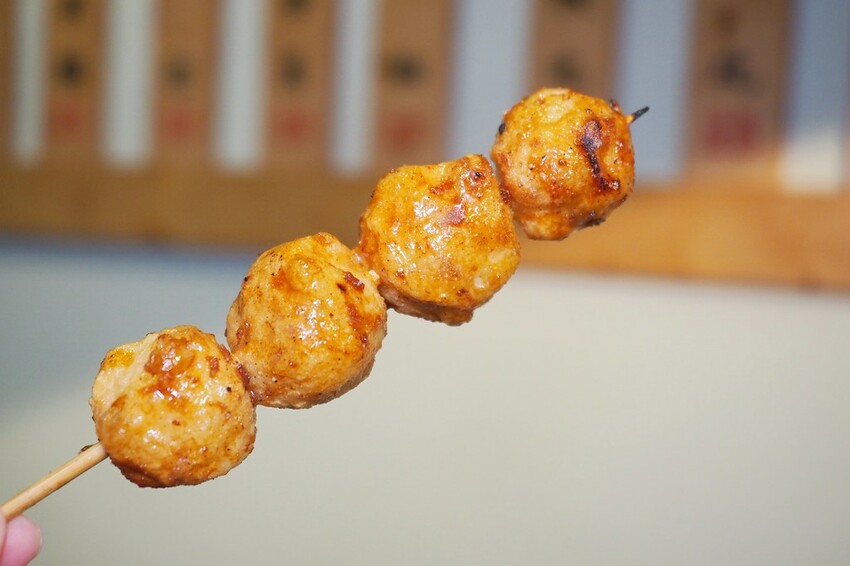 ♥木子串燒♥人氣平價串燒,最便宜一串只要$20好佛心,隨便拿都不心痛,秘製醬汁鹹甜好吃超涮嘴,宜蘭礁溪串燒推