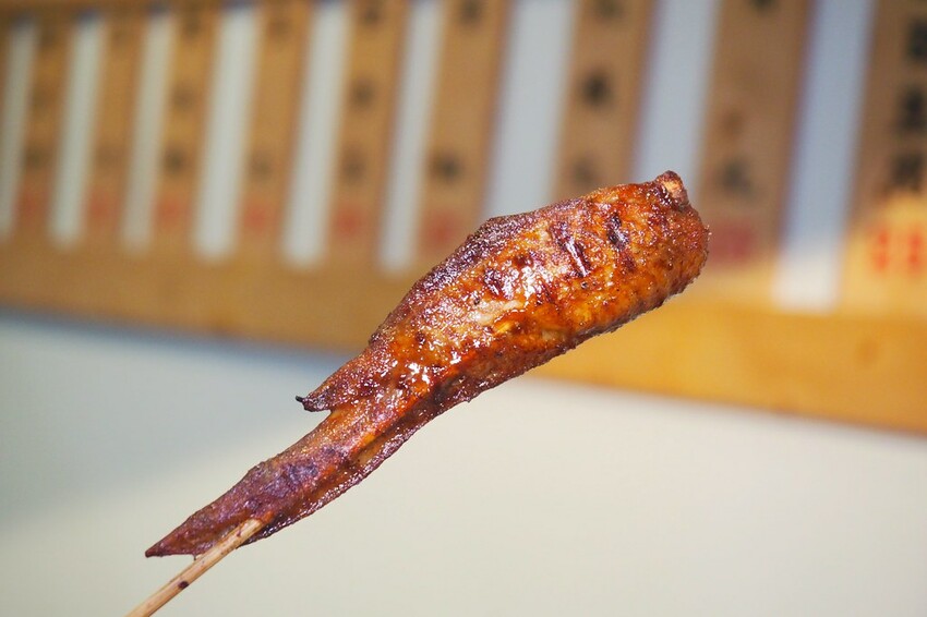 ♥木子串燒♥人氣平價串燒,最便宜一串只要$20好佛心,隨便拿都不心痛,秘製醬汁鹹甜好吃超涮嘴,宜蘭礁溪串燒推