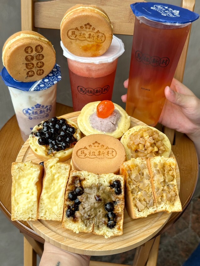 新品報報！下午茶點心好夥伴「馬祖新村中壢SOGO店」推出全新爆餡車輪餅啦！激推「復刻塩味奶油、珍珠奶茶」，還有夏季限定的西瓜芒果系列飲品可以選擇！ - 阿華田的美食日記
