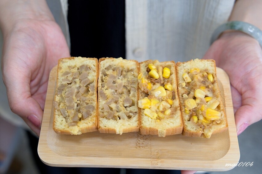 中壢馬祖新村推出超猛的『青花椒菜脯』、『烤玉米』鹹口味車輪餅