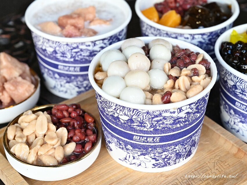 周記豆花甜品專賣｜台中在地20年老店竟然賣起精品！不只豆花好吃，還有夏日限定芒果牛奶冰，料多到爆！