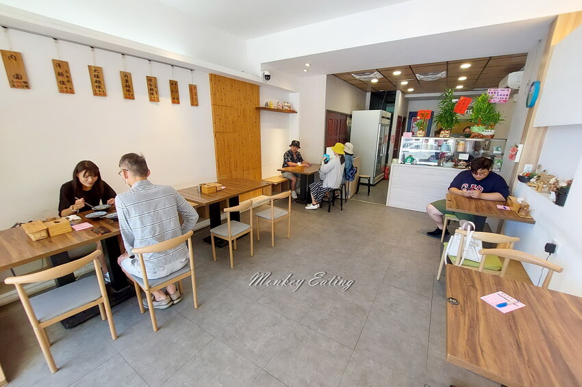 【桃園美食】橙天享吃。大腸麵線、肉圓｜獨家中藥湯頭麵線，蒜香肉圓Q彈好吃。青埔美食推薦 - 貪吃猴的幻想