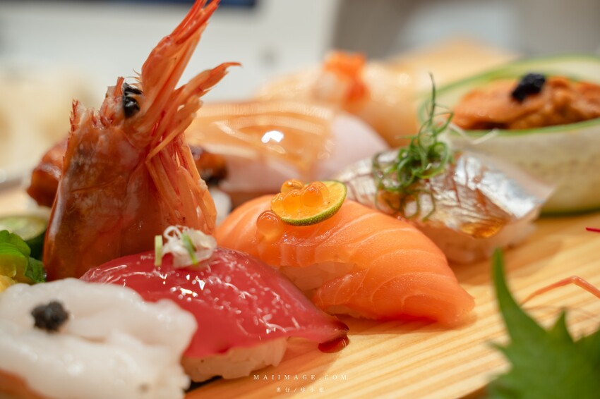 台北美食|光り鮨 光迴轉壽司~台北松山區全新開幕迴轉壽司,挑戰全台握壽司最低價,喜歡吃日本壽司刺身的