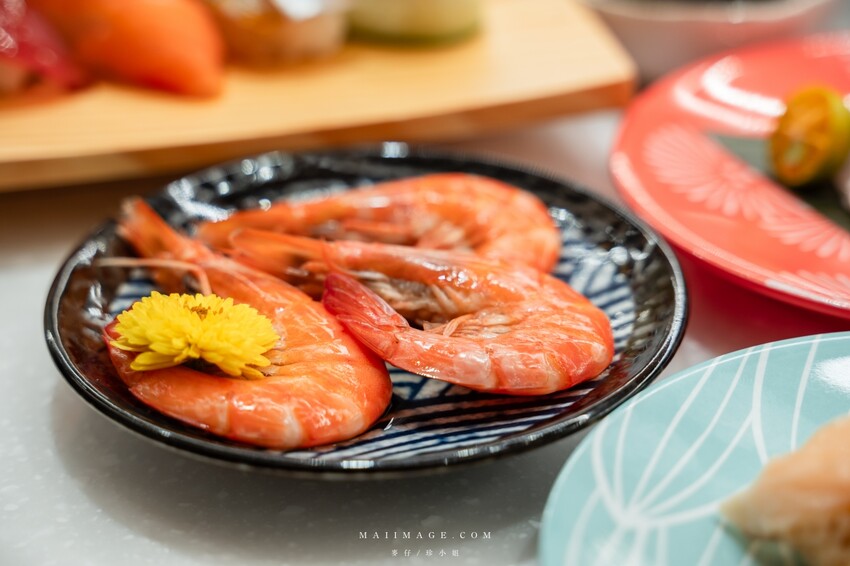 台北美食|光り鮨 光迴轉壽司~台北松山區全新開幕迴轉壽司,挑戰全台握壽司最低價,喜歡吃日本壽司刺身的