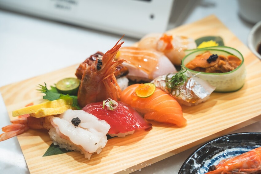 台北美食|光り鮨 光迴轉壽司~台北松山區全新開幕迴轉壽司,挑戰全台握壽司最低價,喜歡吃日本壽司刺身的