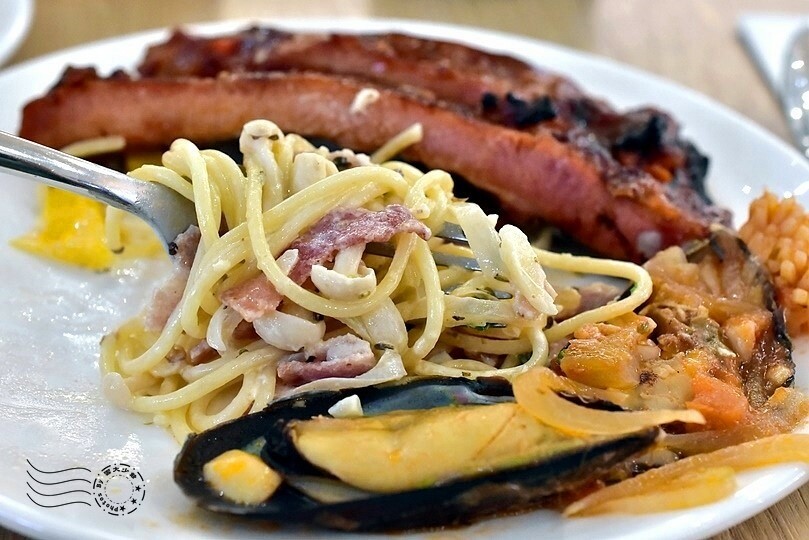 葛瑪蘭之星飯店自助餐:白醬義大利麵