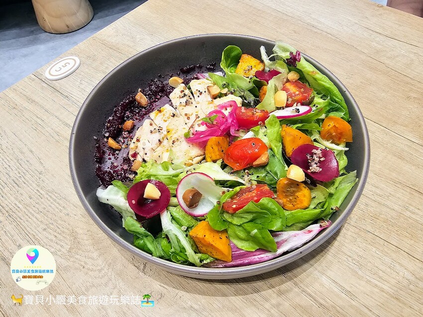 [食]台北 午後豔陽高照 來個悠閒的午茶時光吧 早午餐 輕食 飲品專賣 勺日NOKE忠泰樂生活