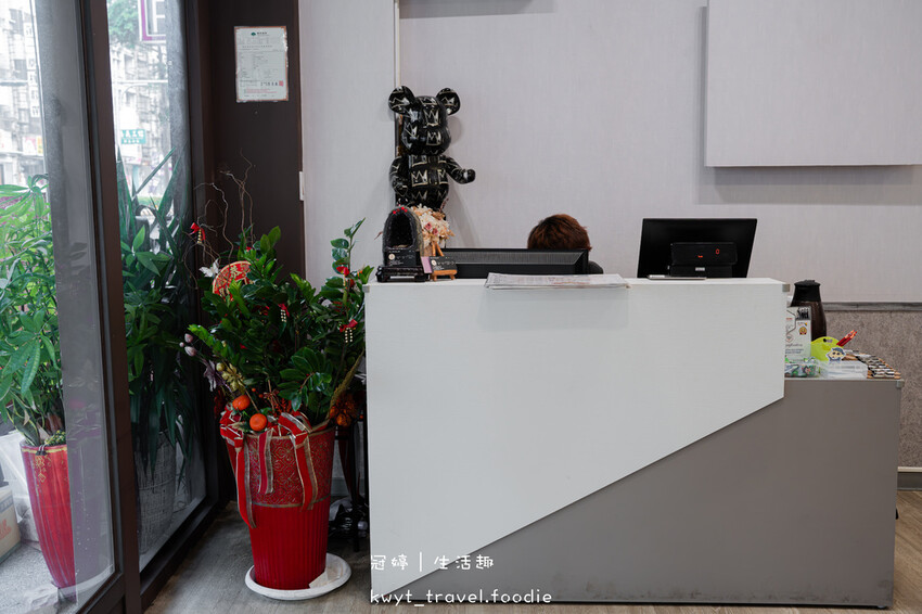 嘉義砂鍋粥_六上米砂鍋粥私房菜點心，巨好吃鱻爆紅蟳粥，每天限