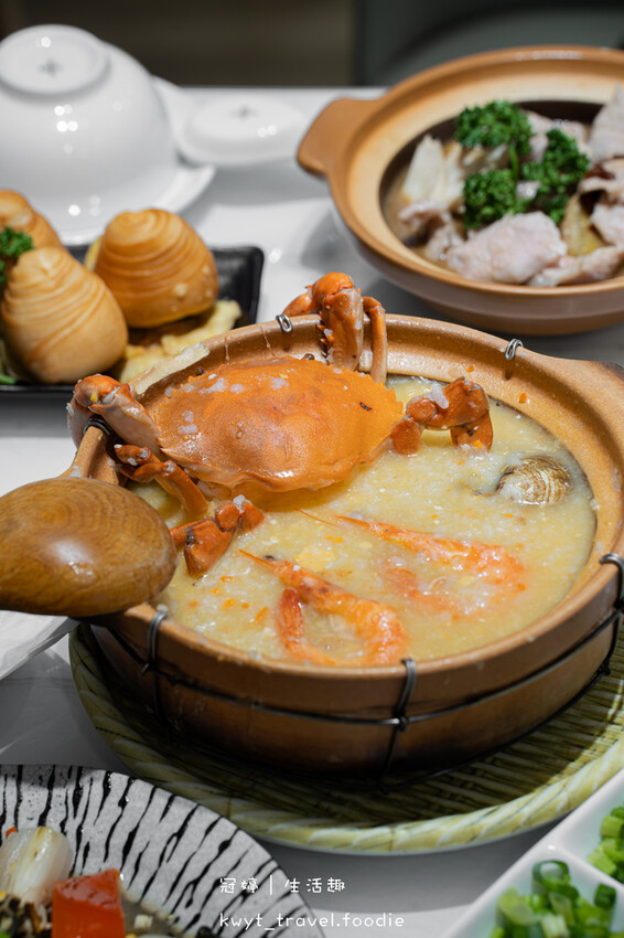 嘉義砂鍋粥_六上米砂鍋粥私房菜點心，巨好吃鱻爆紅蟳粥，每天限