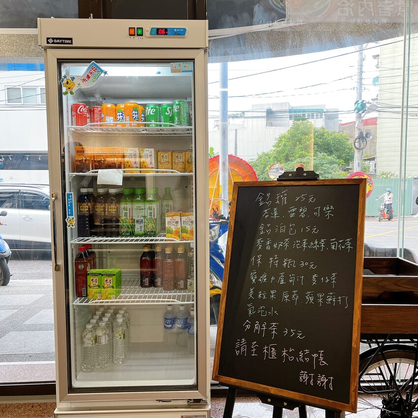 在地人激推的鵝肉午餐便當—鵝師兄-舒肥鵝肉專賣店 ,軟嫩香甜又多汁的鵝肉,讓人一吃成主顧