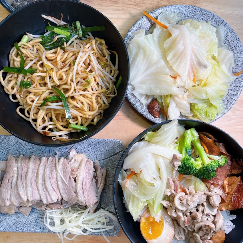 在地人激推的鵝肉午餐便當—鵝師兄-舒肥鵝肉專賣店 ,軟嫩香甜又多汁的鵝肉,讓人一吃成主顧