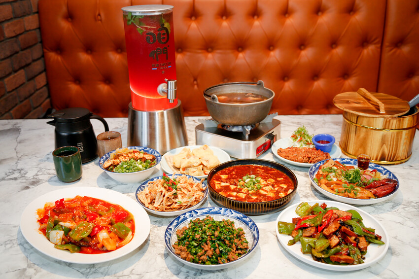 中壢推薦鵝肉料理~獨特中藥材滷水鮮嫩多汁低溫舒肥鵝肉．各式蔬果滷味吃了會想再回味!鵝師兄舒肥鵝肉專賣店