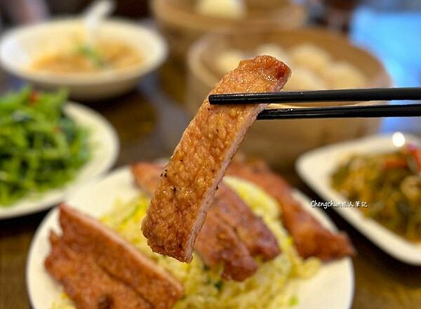 新北市永和區【五草車中華麵食館】用心、實惠，最接近鼎O豐 !