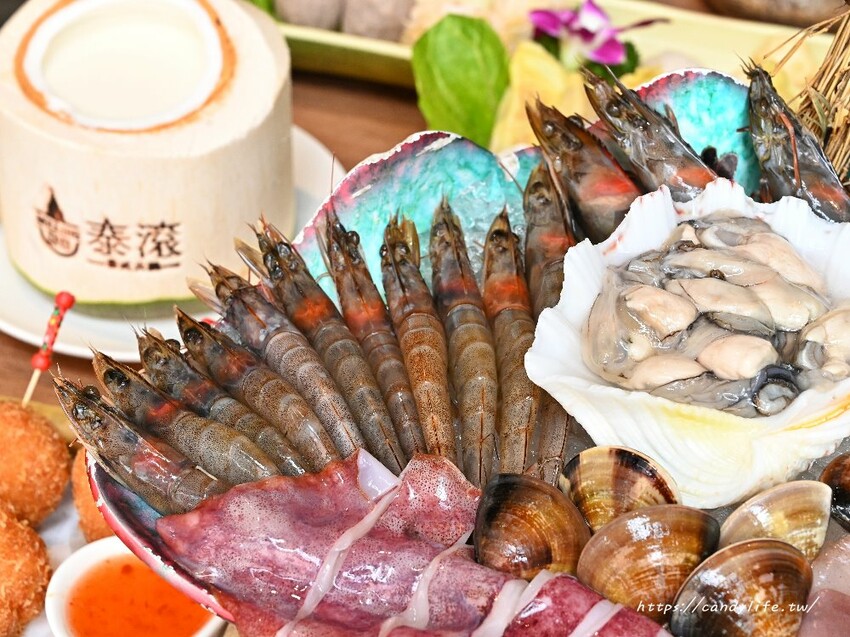 泰滾泰式火鍋｜都市中絕美叢林系泰式火鍋店，口味道地，蝦片無限吃到飽，超狂限時優惠一百元發票就送一百隻蝦！