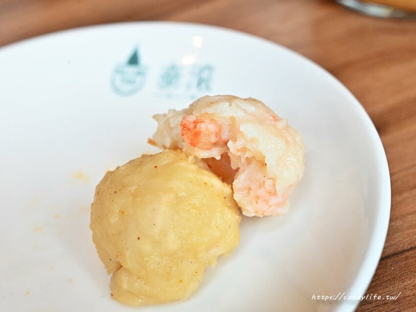 泰滾泰式火鍋｜都市中絕美叢林系泰式火鍋店，口味道地，蝦片無限吃到飽，超狂限時優惠一百元發票就送一百隻蝦！