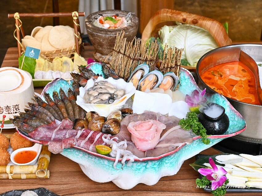 泰滾泰式火鍋｜都市中絕美叢林系泰式火鍋店，口味道地，蝦片無限吃到飽，超狂限時優惠一百元發票就送一百隻蝦！