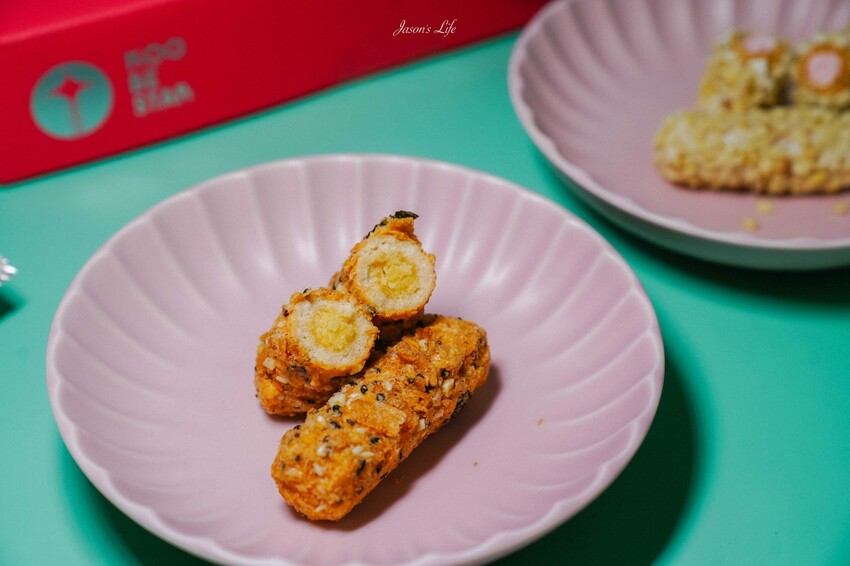 【台中南屯│美食】KOOBESTAR＊咖啡＊酷必捲。新開幕台中咖啡廳推薦，打造航空主題用餐空間，糙米捲心酥與咖