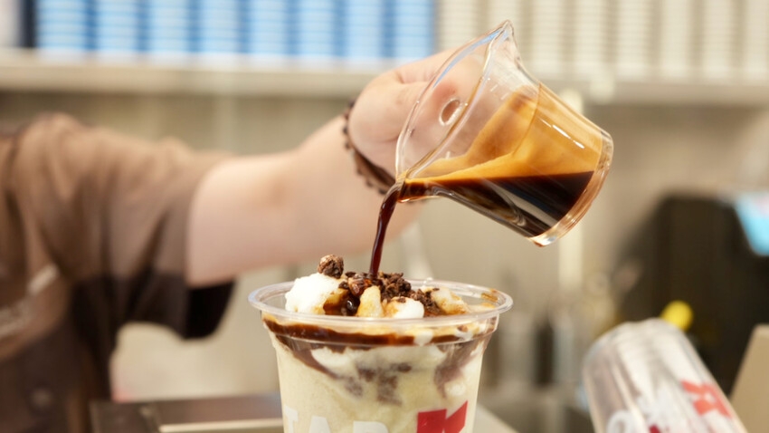 [台中] KOOBESTAR＊咖啡＊酷必捲｜全新開幕IG打卡店｜台中公益路美食！買咖啡送酷必捲