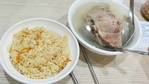 台北市中正區奇福扁食|東門捷運站附近,永康街必吃的餛飩美食