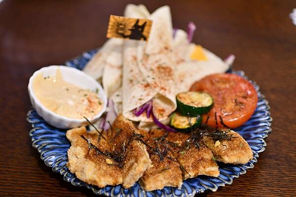 DSC_8423.JPG DSC_8423.JPG