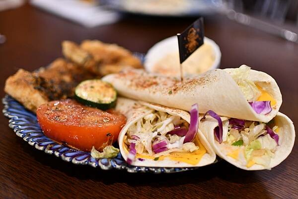 DSC_8425.JPG DSC_8425.JPG