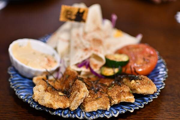 DSC_8422.JPG DSC_8422.JPG