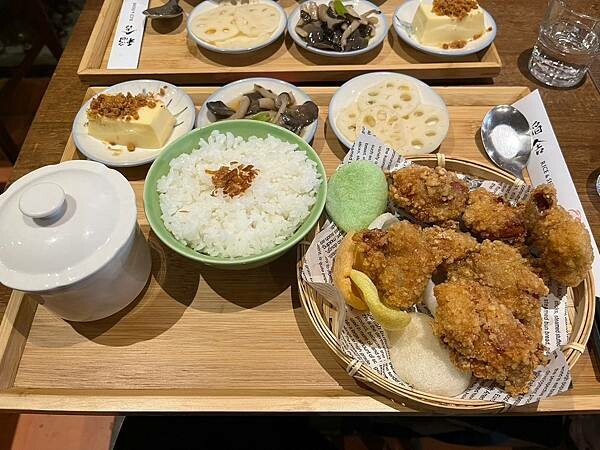 LINE_ALBUM_20241114迪化街半日遊_241115_206