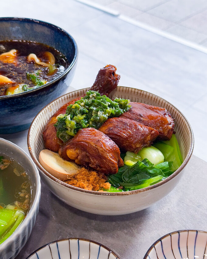 新北市三重區溫暖樸實的手作牛肉料理，牛肉湯餃、牛肉麵必點！覓牛麵鋪 - 安妮 Anny