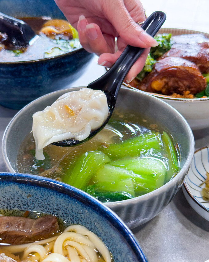 新北市三重區溫暖樸實的手作牛肉料理，牛肉湯餃、牛肉麵必點！覓牛麵鋪 - 安妮 Anny