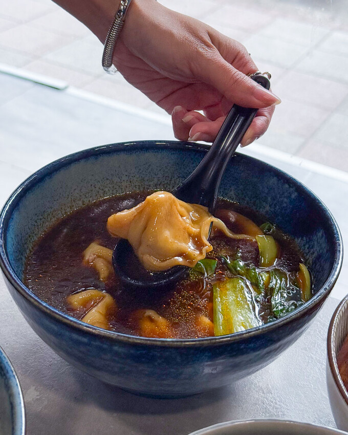 新北市三重區溫暖樸實的手作牛肉料理，牛肉湯餃、牛肉麵必點！覓牛麵鋪 - 安妮 Anny